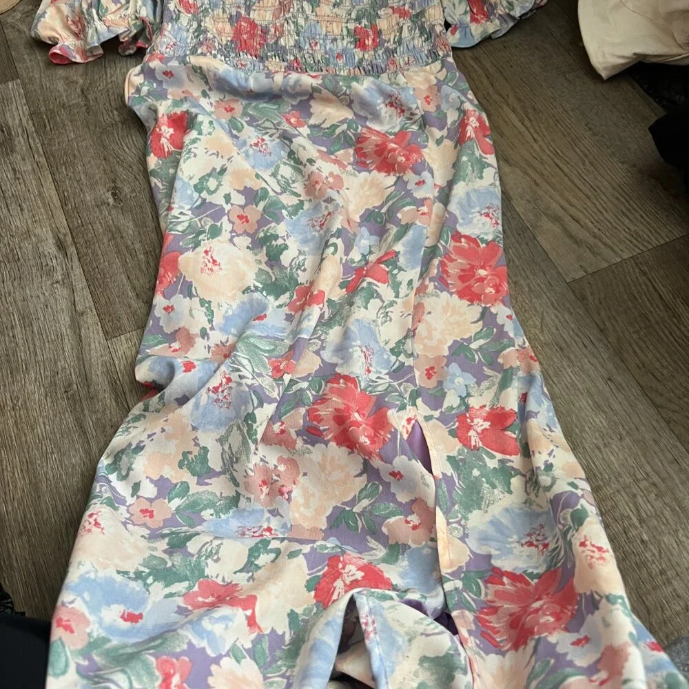 Astr Puff Sleeve Midi Floral Dress size M - Picture 9 of 15